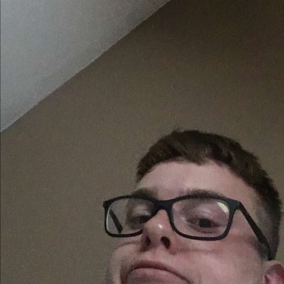 Meet your Posher, Luke - Picture 1 of 1